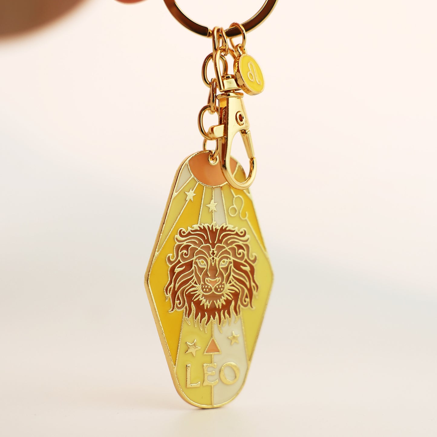 Twelve constellations metal enamel keychain