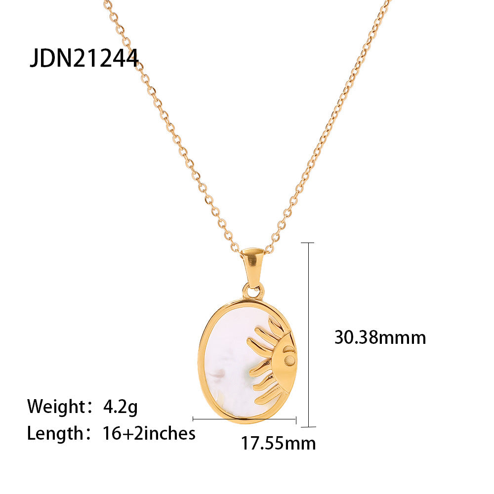 Vintage Heart Pendant Necklace โ Stainless Steel & Zircon