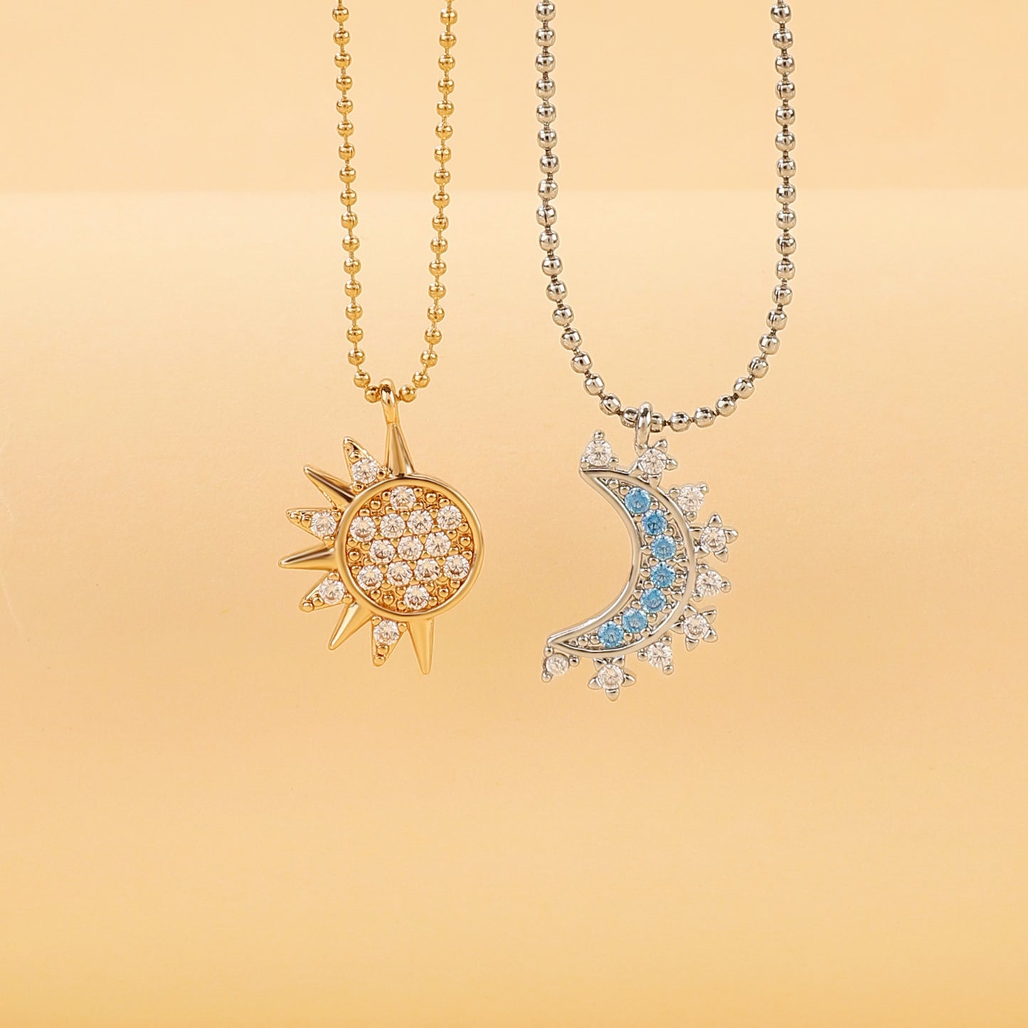Magnetic Sun & Moon Couple Necklace – Stylish, Versatile, and Elegant