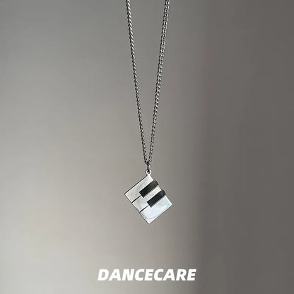 DANCECARE Piano Key Necklace – Black & White Music Pendant, Unisex Adjustable 60+5cm